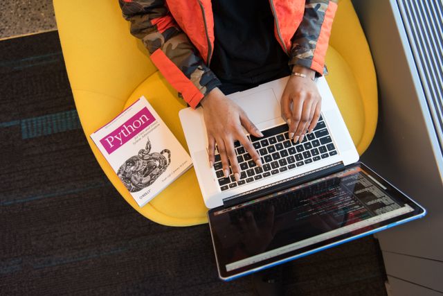 Outsourcing Web Development to India: What US and UK Businesses Should Know Before Hiring